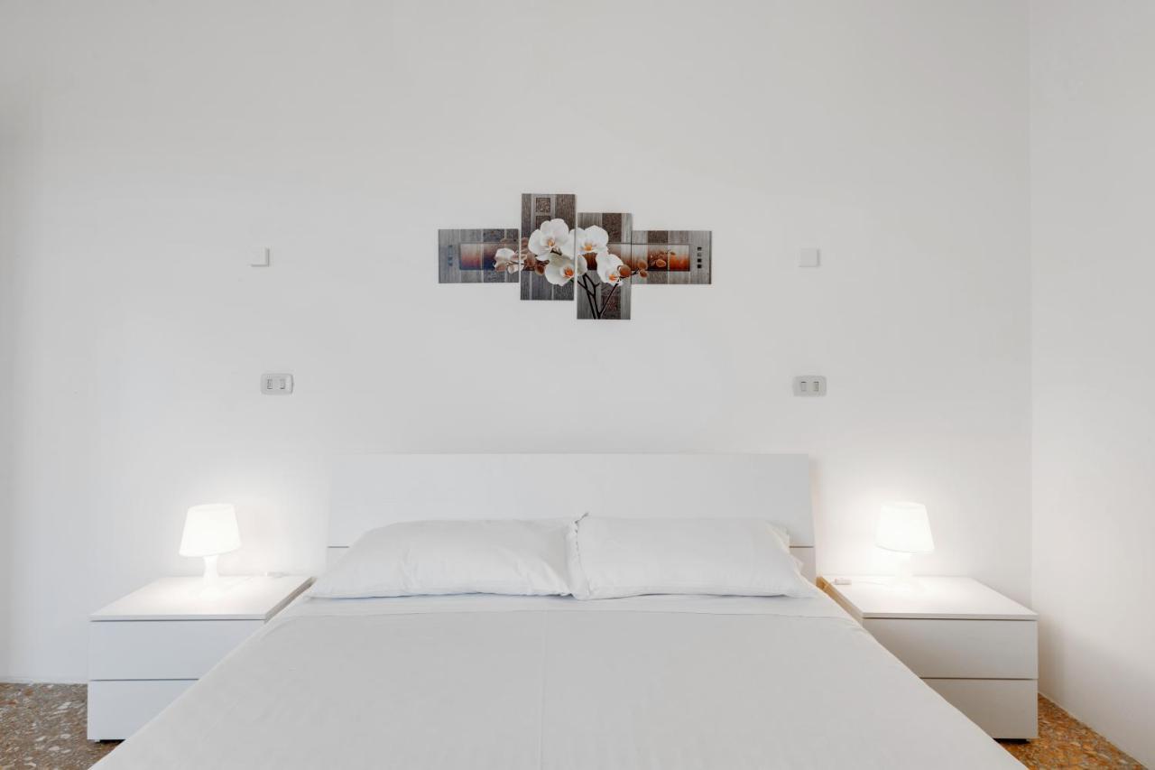 Lulli Cozy Apartment With Balcony フィレンツェ エクステリア 写真