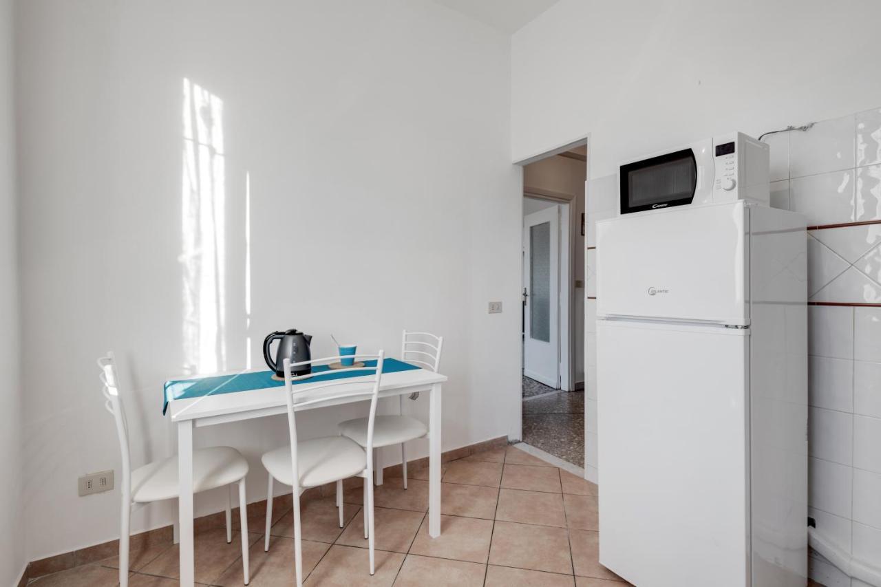 Lulli Cozy Apartment With Balcony フィレンツェ エクステリア 写真
